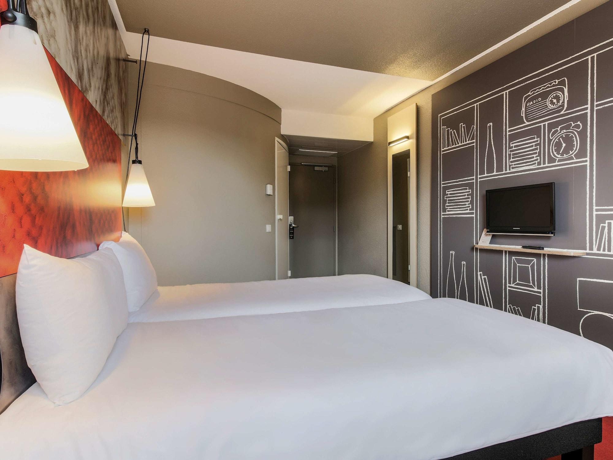 Ibis 3*