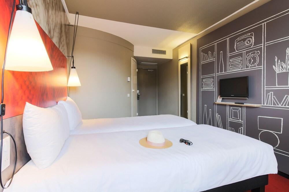 Ibis Hotel